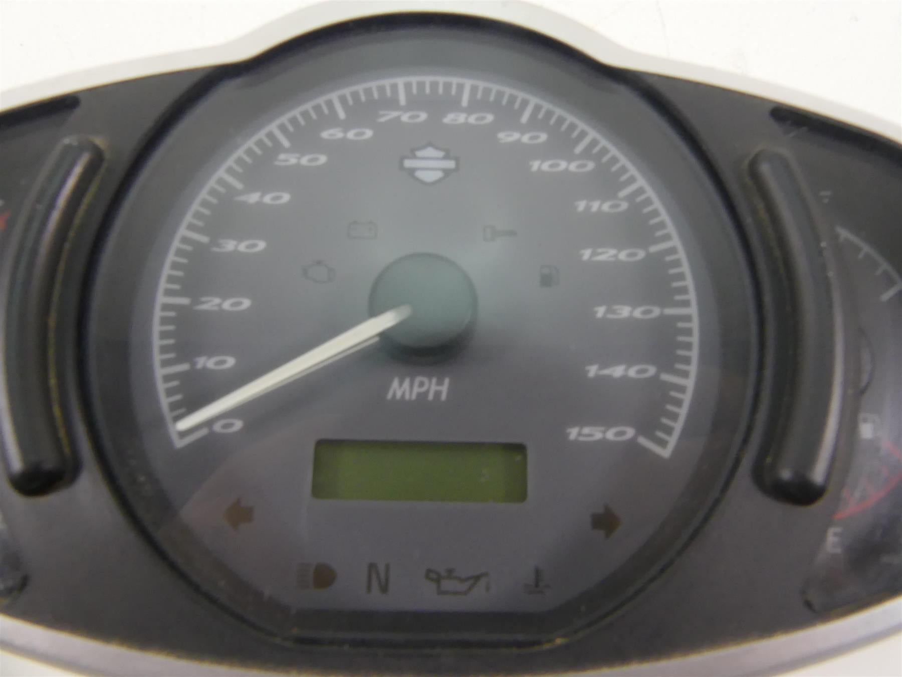 2006 Harley VRSCD Night Rod Speedometer Instrument Gauges - 2K Only 67453-05A {{ shop.shopifyCountryName }} - Mototech271