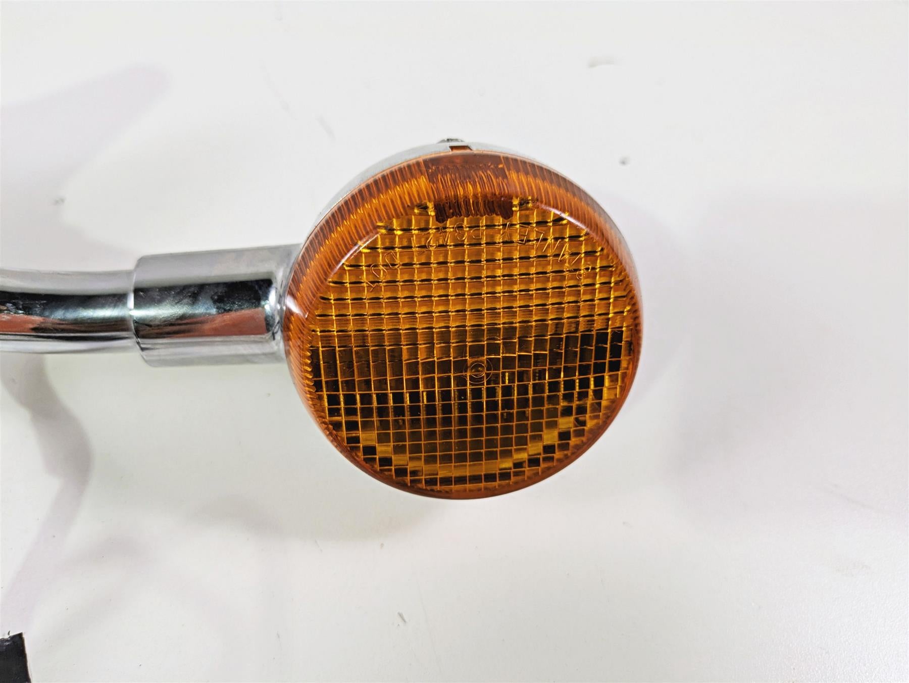 2008 Kawasaki VN1600 Vulcan Nomad Front Blinker & Mount Bracket Set 23051-0001 {{ shop.shopifyCountryName }} - Mototech271