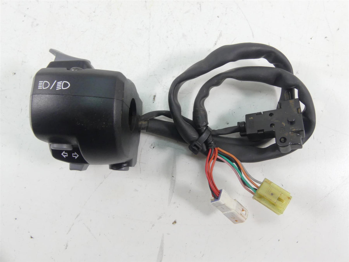 2017 Triumph Thruxton 1200 R Left Turn Signal Lights Control Switch T2043437 {{ shop.shopifyCountryName }} - Mototech271