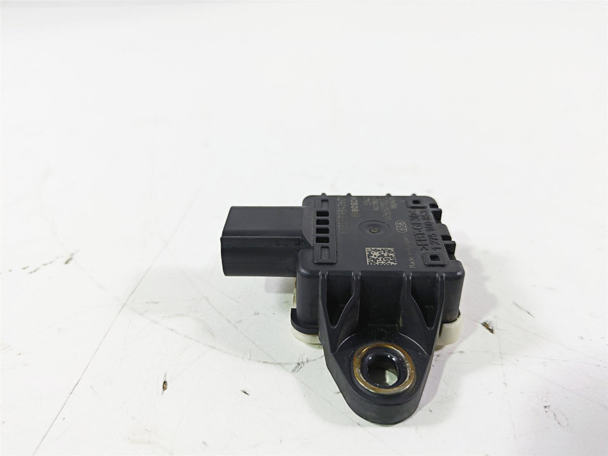 2019 BMW S1000XR K49 Bosch Speed Sensor Control Module II 61359898426 {{ shop.shopifyCountryName }} - Mototech271