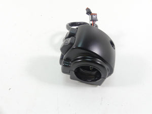 2018 Harley Softail FXFB Fat Bob Right Hand Start Stop Control Switch 71500462 | Mototech271