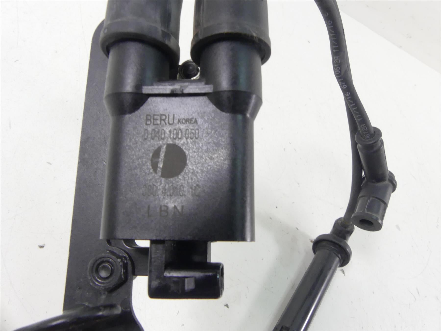 2017 Ducati Monster 1200 S Beru Ignition Coils + Wirings & Plugs 38040101C {{ shop.shopifyCountryName }} - Mototech271
