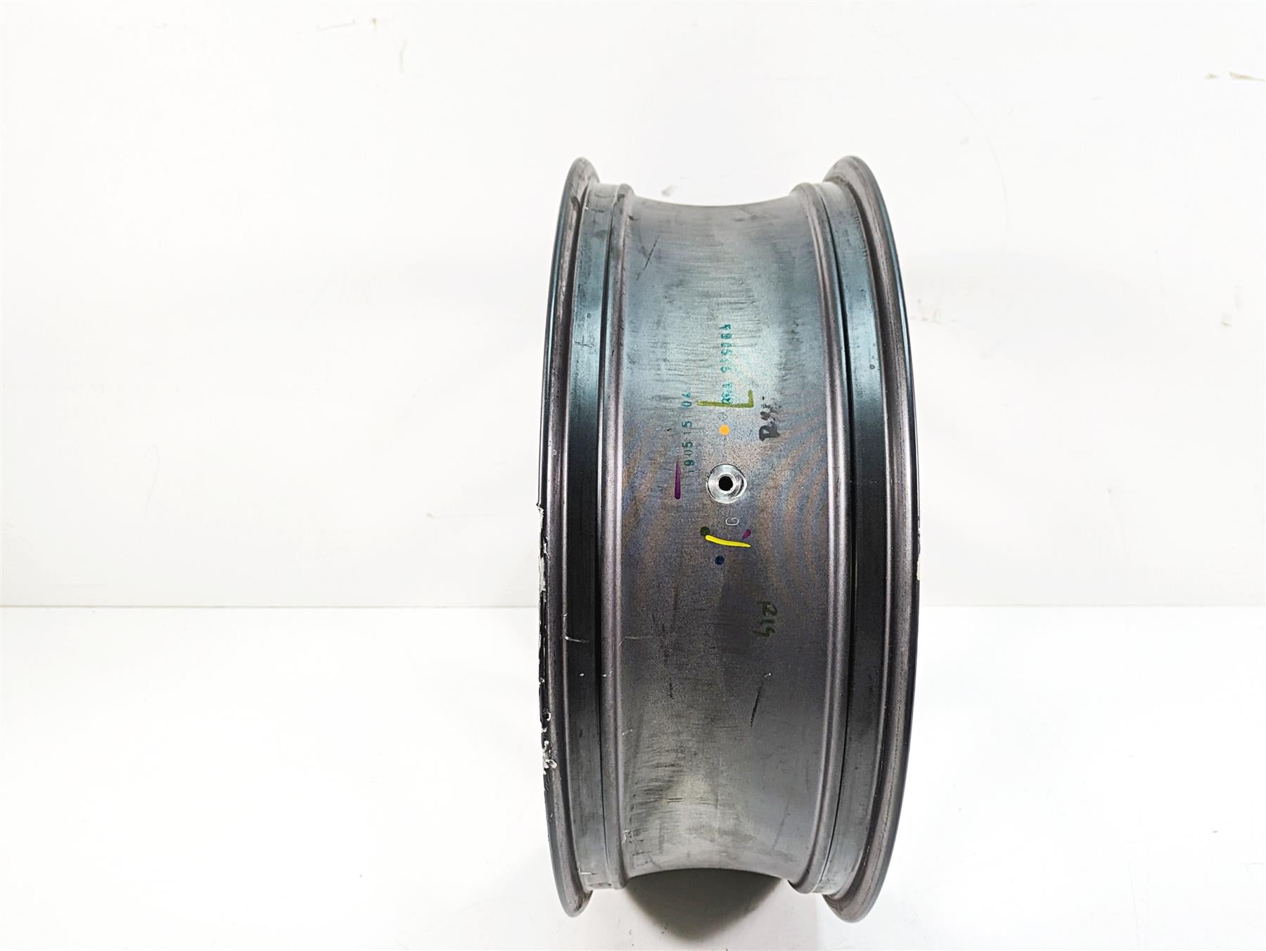 2016 BMW R1200R K53 Straight 17x5.5 Rear Wheel Rim -Read 36318556340 {{ shop.shopifyCountryName }} - Mototech271