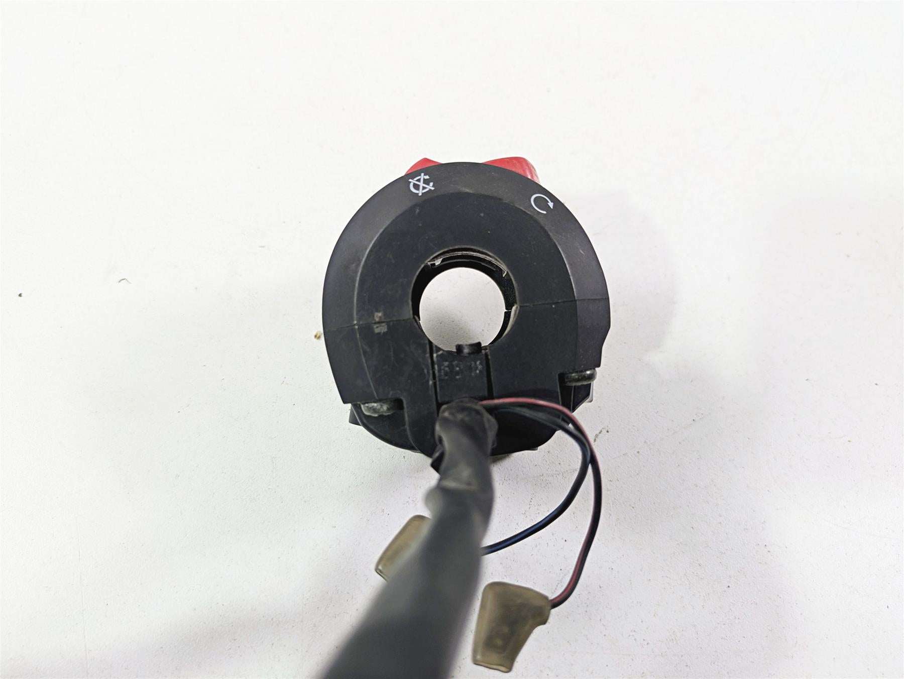 2006 Suzuki GSXR1000 K6 Right Hand Start Stop Control Switch 37200-41G80 {{ shop.shopifyCountryName }} - Mototech271
