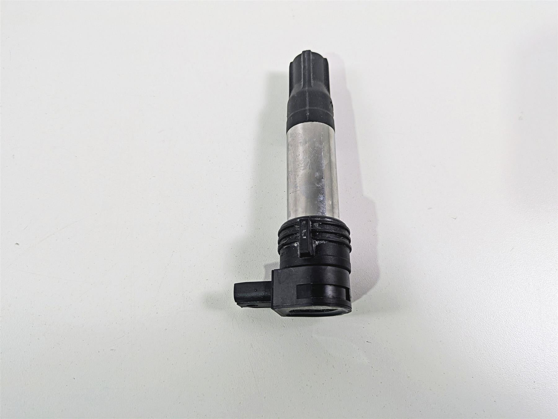2016 BMW R1200RT K52 Eldor Ignition Coil Stick Coil 12138526677 {{ shop.shopifyCountryName }} - Mototech271