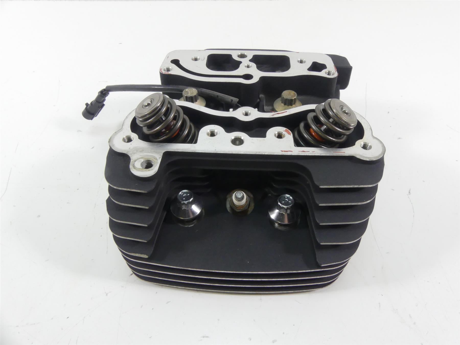 2014 Harley Touring FLHX Street Glide Rear 103ci Cylinder Head 9K 17193-06A | Mototech271