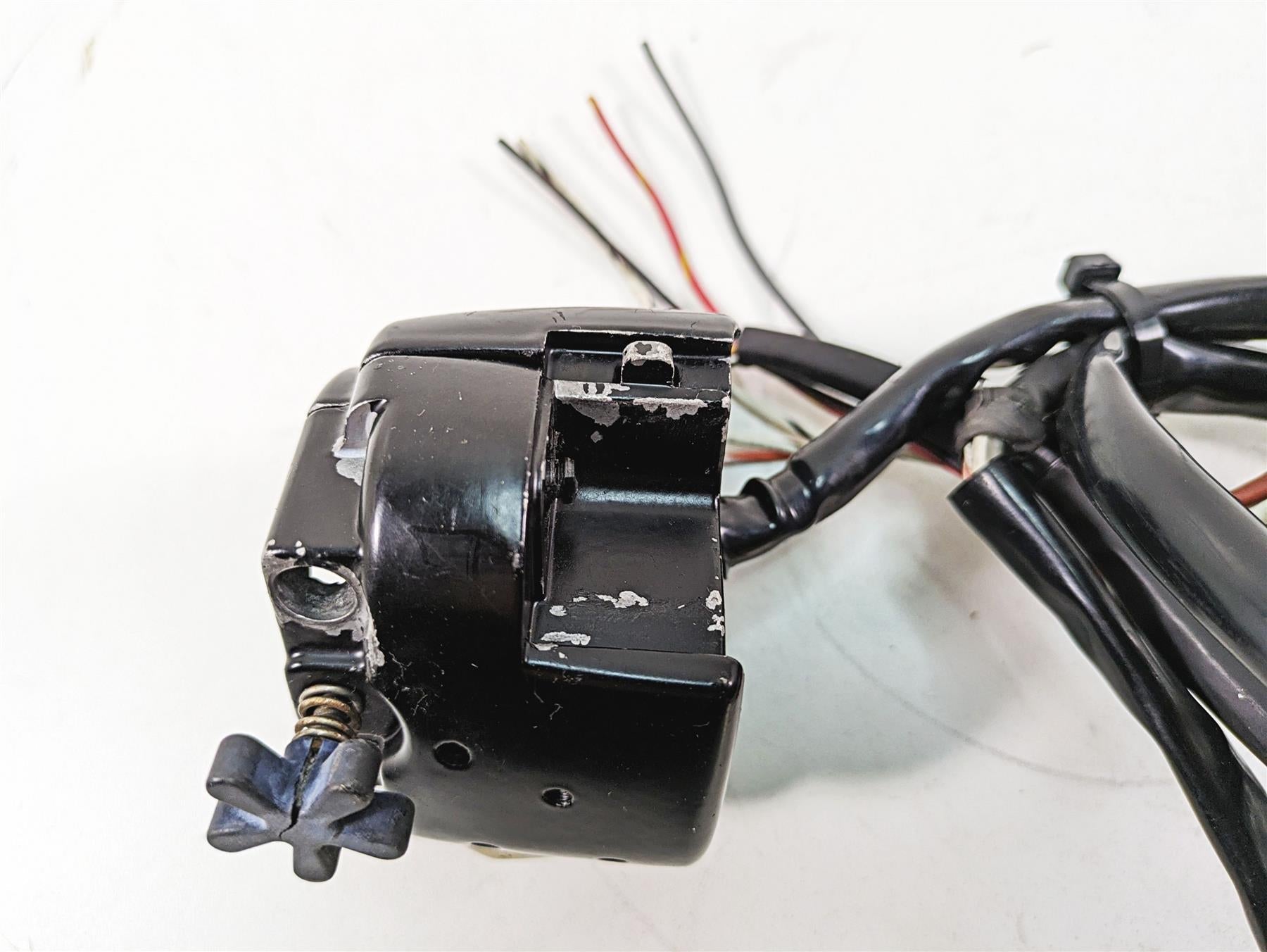 2009 Harley FXDC Dyna Super Glide Custom Right Hand Control Switch Read 71684-06 {{ shop.shopifyCountryName }} - Mototech271