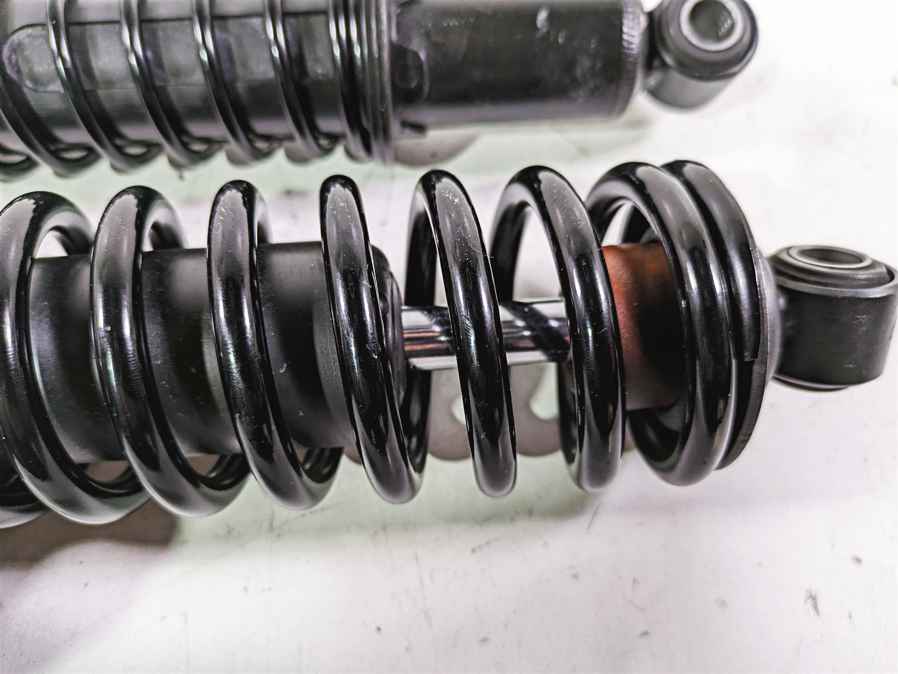 2015 Harley Touring FLHXS Street Glide Rear Suspension Shock Damper Set 54000081 {{ shop.shopifyCountryName }} - Mototech271
