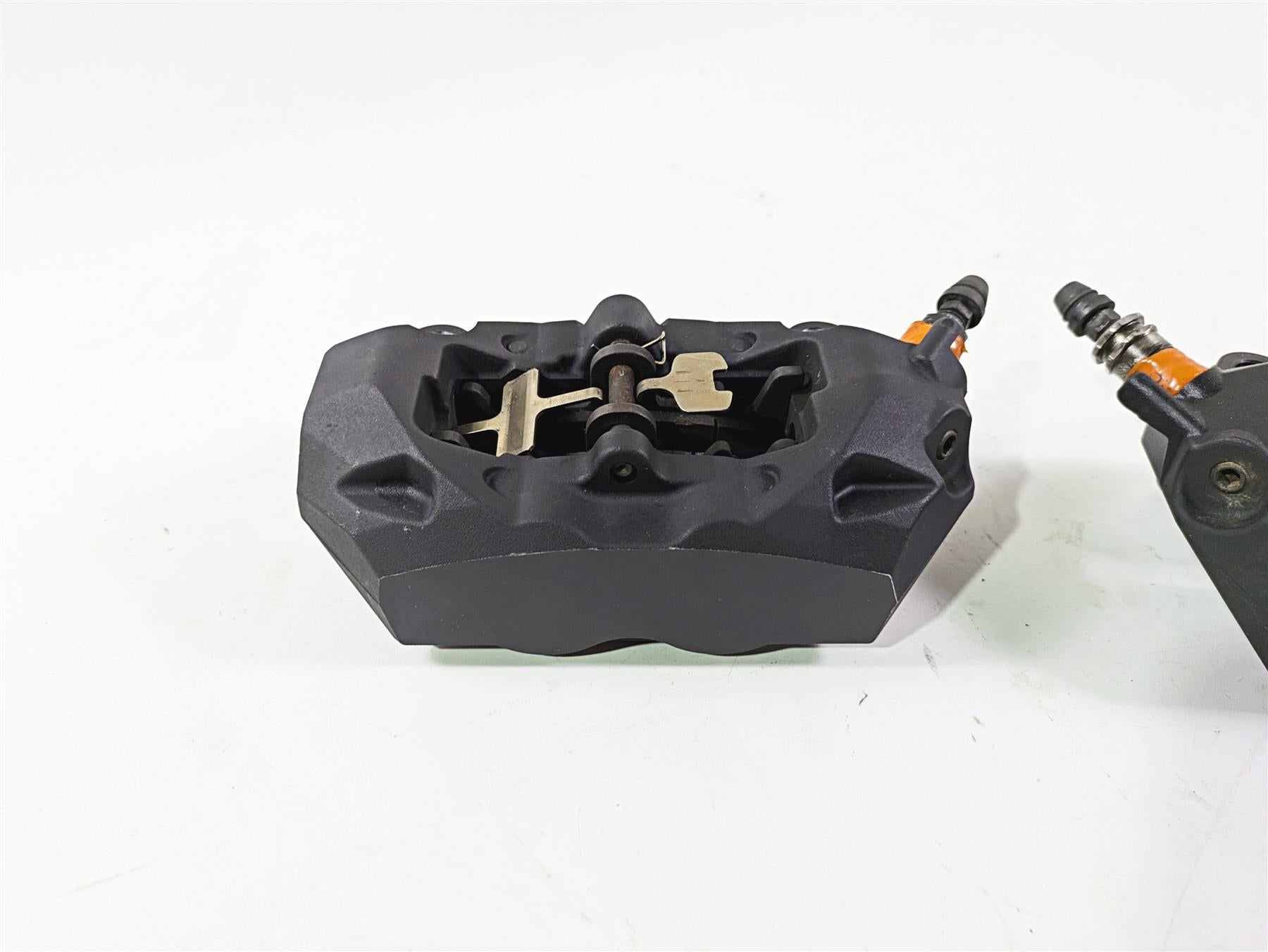 2015 BMW R1200 GS Adv K51 Brembo Front Brake Caliper Set 100mm 34118556205 {{ shop.shopifyCountryName }} - Mototech271