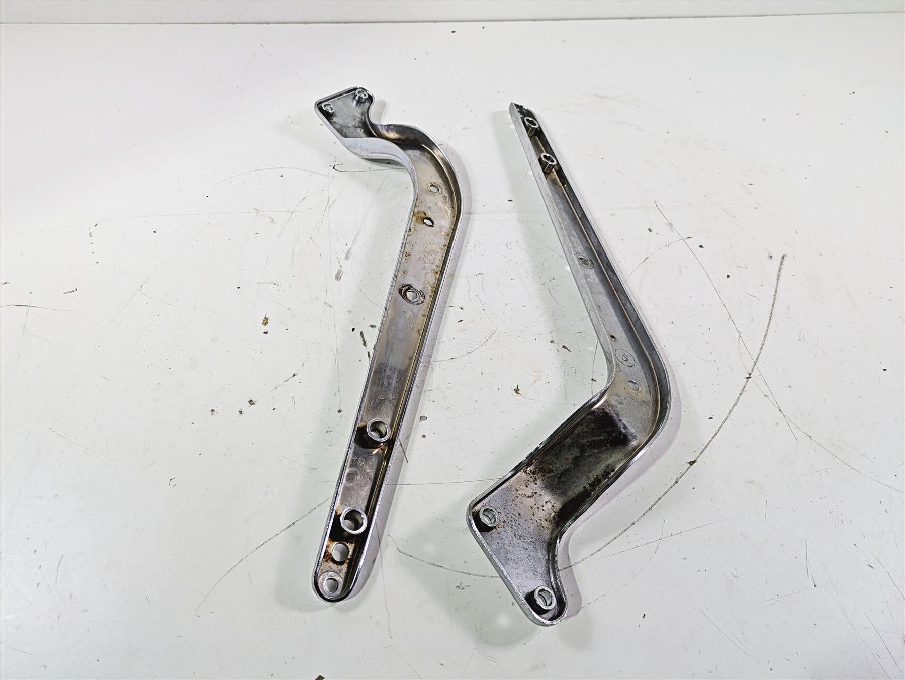 2005 Harley Softail FLSTSCI Heritage Springer Rear Fender Struts Covers 59955-03 {{ shop.shopifyCountryName }} - Mototech271