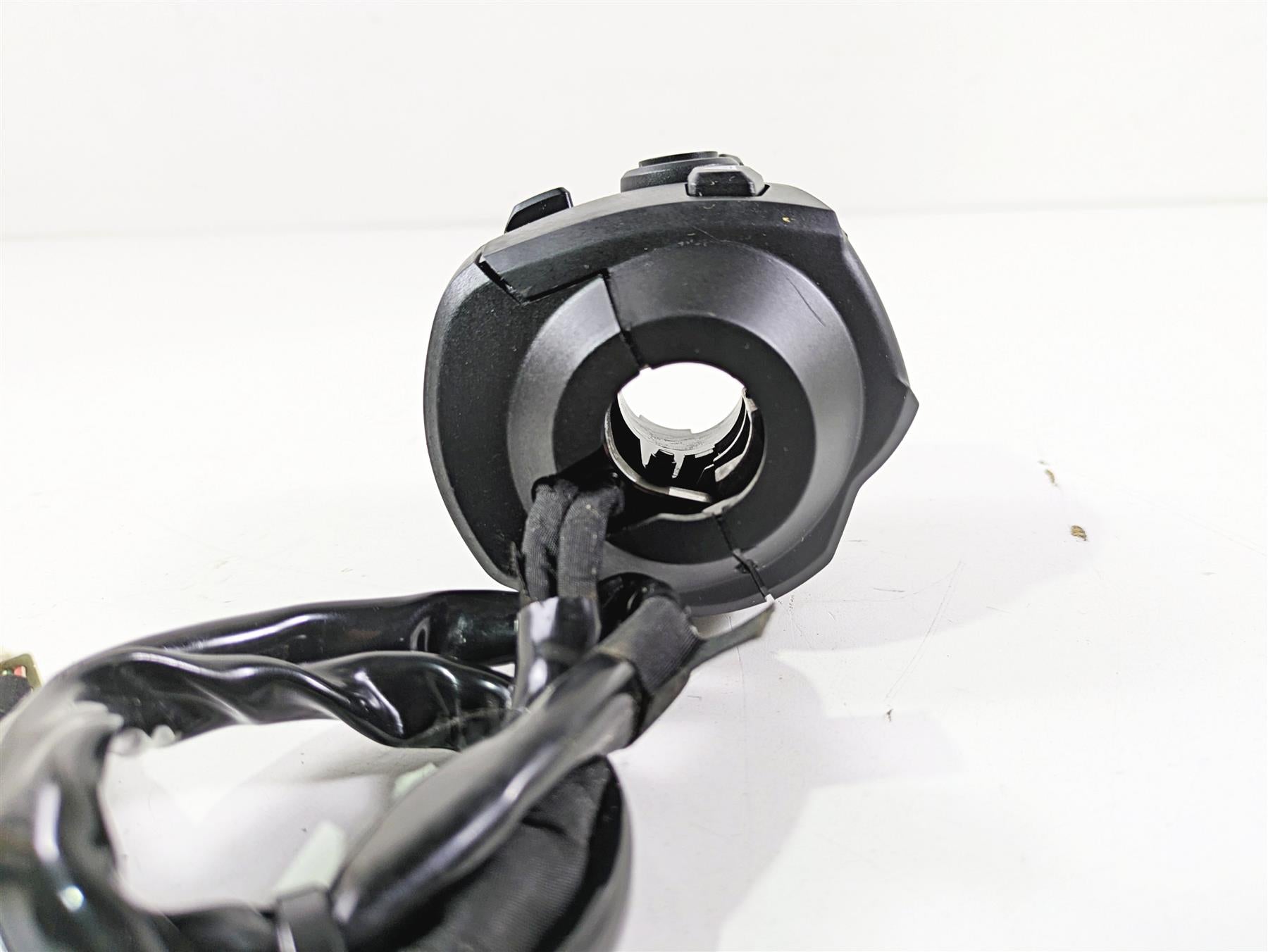 2024 Harley Sportster RH975 S Right Hand Control Switch 71500523A {{ shop.shopifyCountryName }} - Mototech271