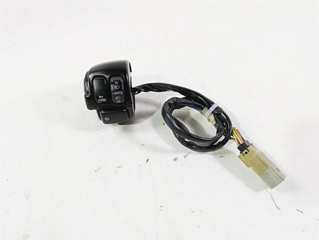 2010 Harley VRSCF Muscle Rod Left Hand Control Switch READ 71682-06A 71685-06A {{ shop.shopifyCountryName }} - Mototech271