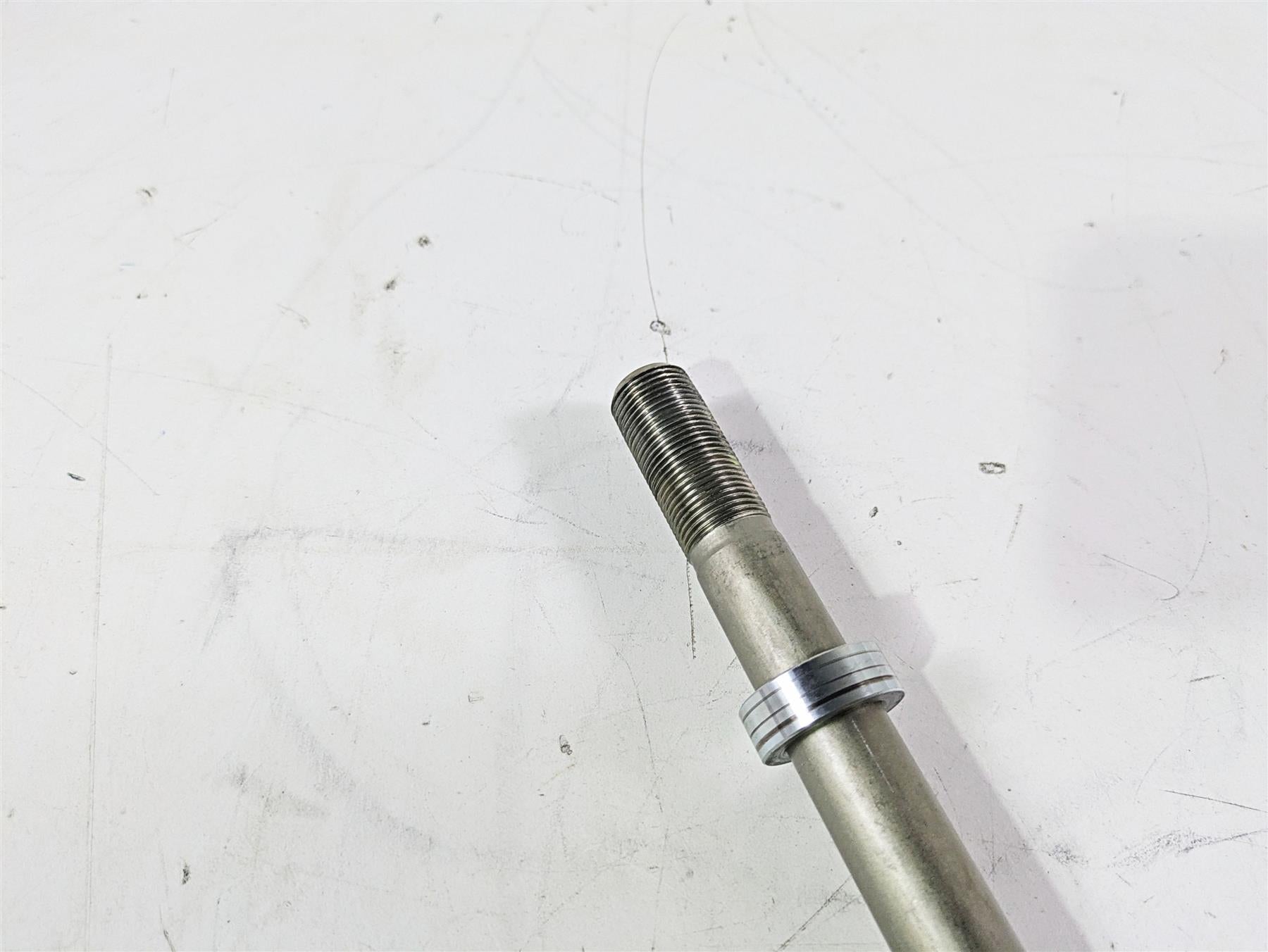 2022 Kawasaki ZR900RS Cafe Straight Front Wheel Spindle Axle 20mm 41068-0618 {{ shop.shopifyCountryName }} - Mototech271