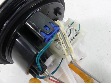 2012 BMW R1200 GS K255 Adventure Fuel Gas Petrol Pump + Level Sensor 16147708047 {{ shop.shopifyCountryName }} - Mototech271