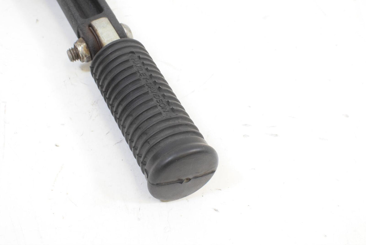 2014 Harley FLD Dyna Switchback 103 Passenger Footpeg Set 49224-06A {{ shop.shopifyCountryName }} - Mototech271