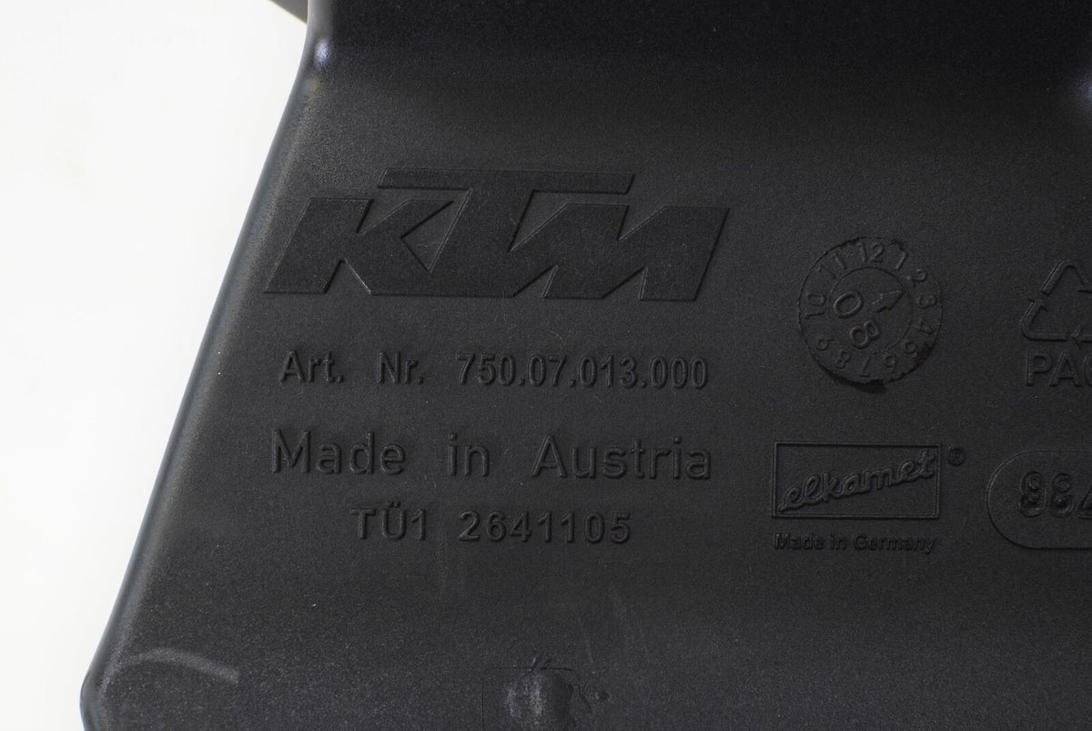 2008 KTM 690 Supermoto R LC4 Fuel Gas Petrol Tank Reservoir 7500701304433A {{ shop.shopifyCountryName }} - Mototech271