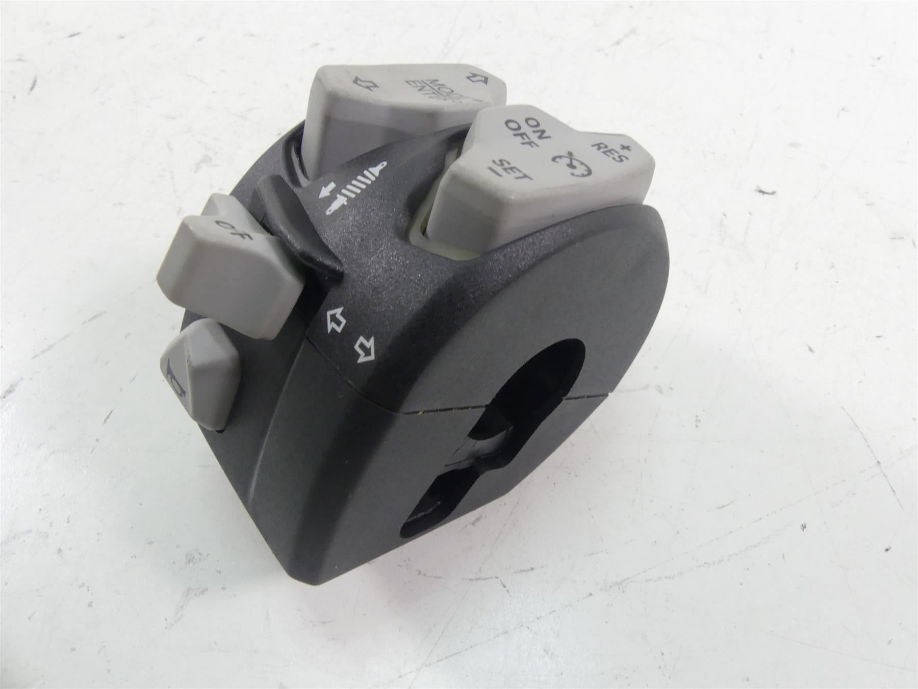 2020 Ducati Multistrada 1260 Enduro Left Hand Cruise Control Switch 65110292B {{ shop.shopifyCountryName }} - Mototech271