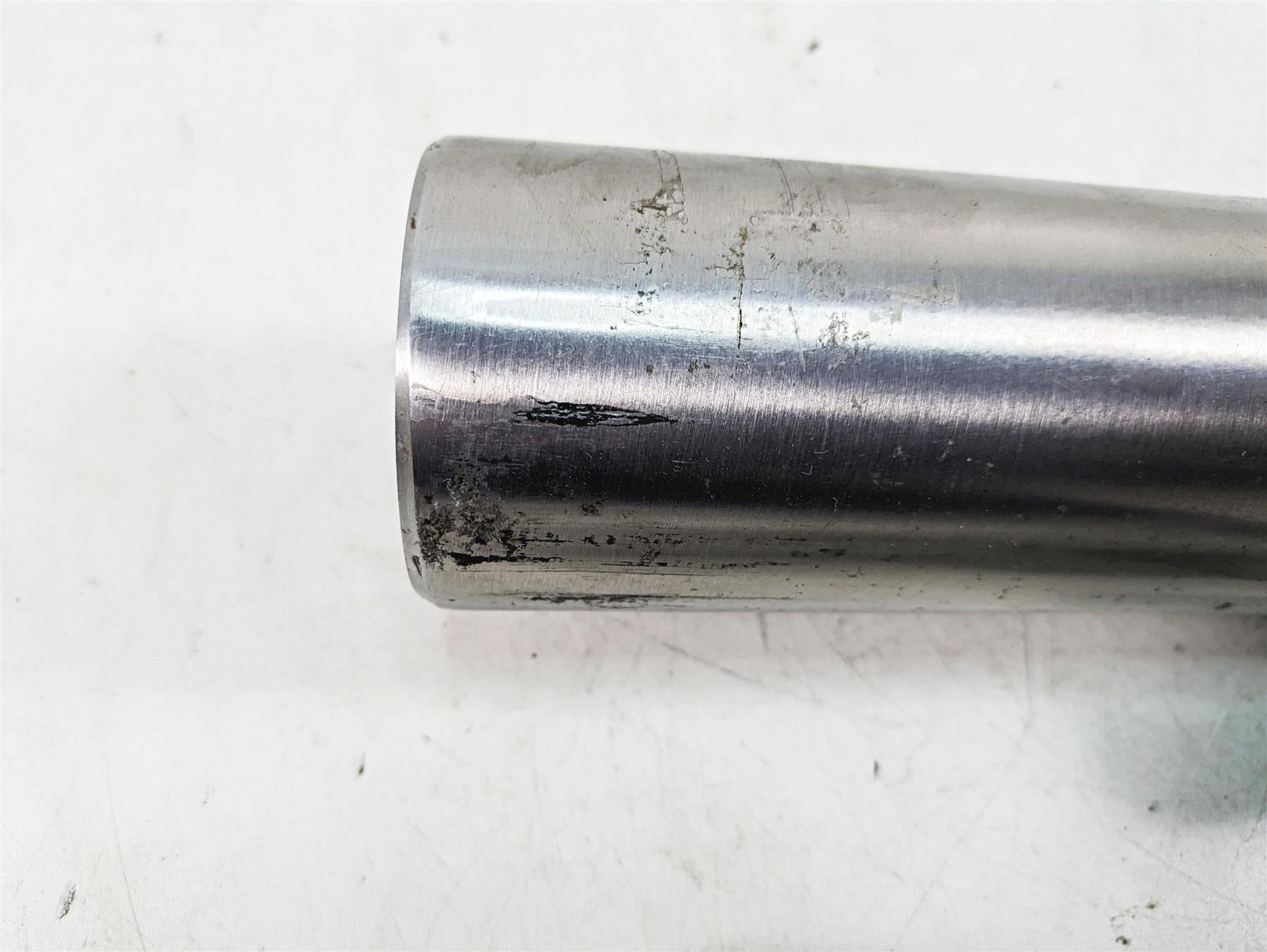 2020 Harley Touring FLHX Street Glide Showa Front Fork Lower Slider Set 45500109 {{ shop.shopifyCountryName }} - Mototech271