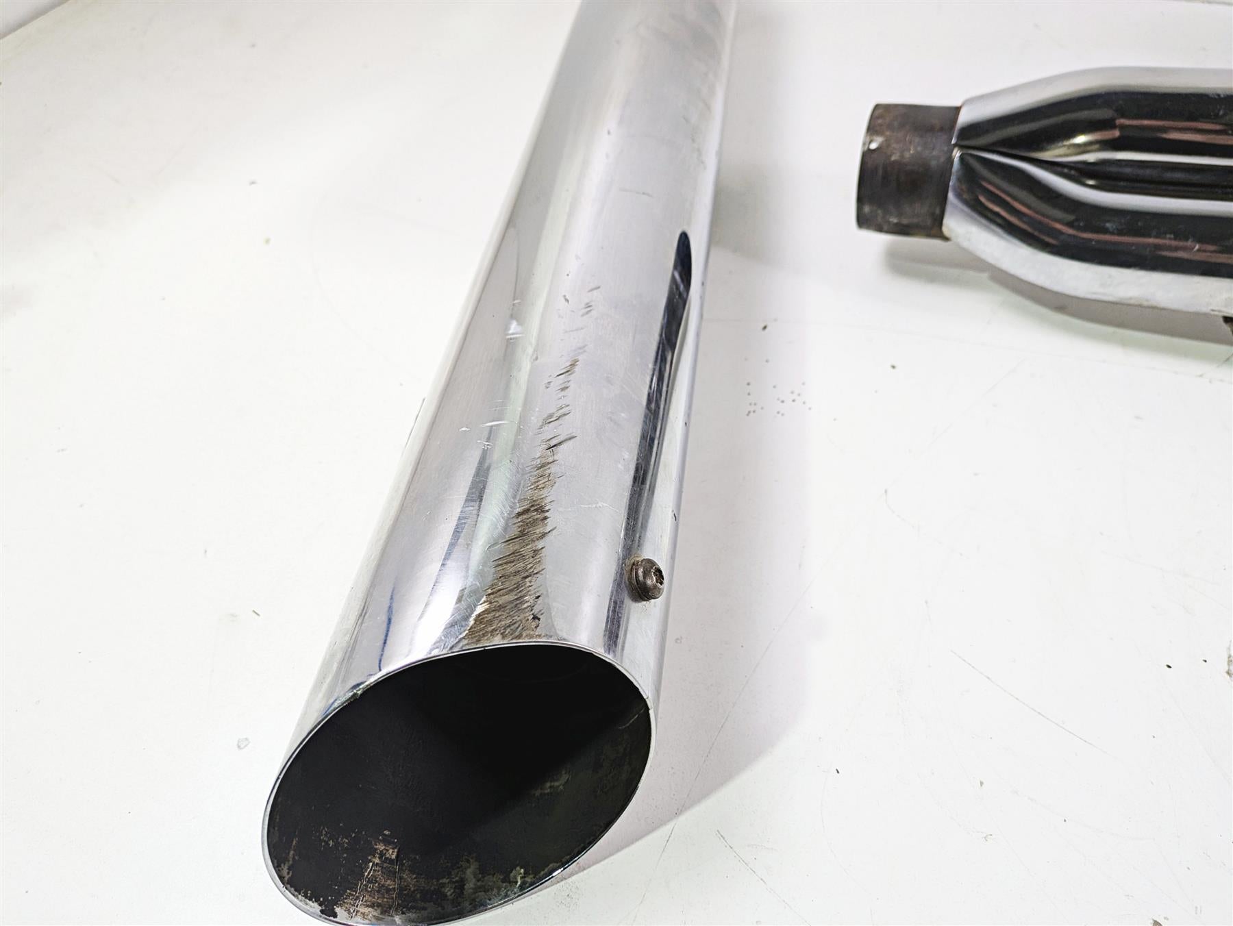 2007 Harley Touring FLHTCU SE CVO E-Glide D&D Boarzilla 4" Exhaust 2 into 1 {{ shop.shopifyCountryName }} - Mototech271
