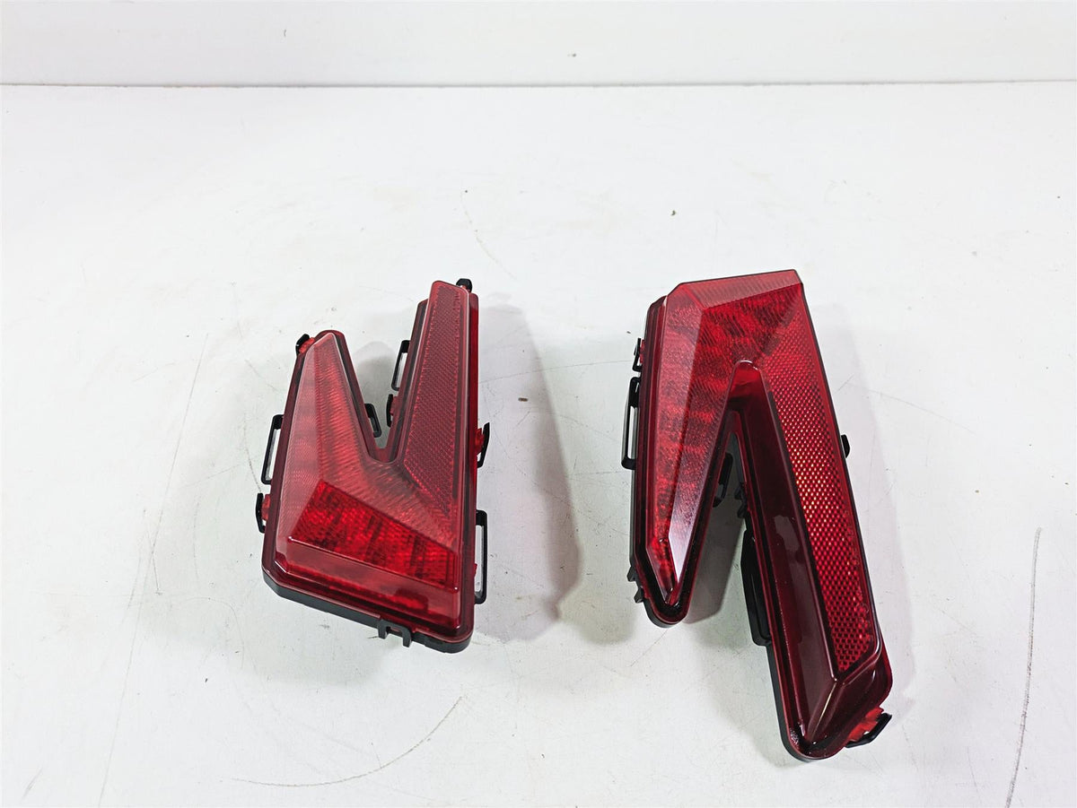 2018 Can Am Maverick X3 XRC Turbo R Taillight Tail Brake Light Set 710004743 {{ shop.shopifyCountryName }} - Mototech271