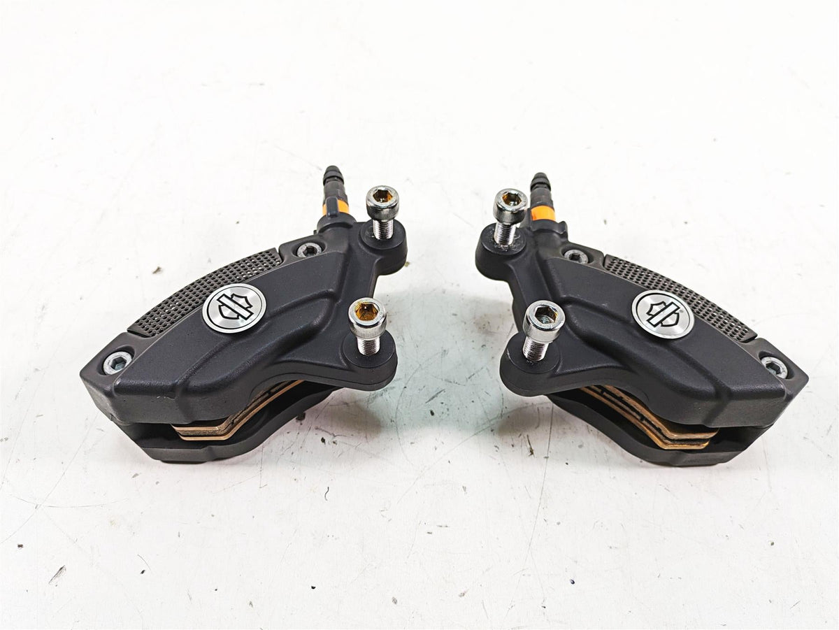2015 Harley Touring FLHXS Street Glide Front Brake Caliper Set 43027-08 44023-08 {{ shop.shopifyCountryName }} - Mototech271