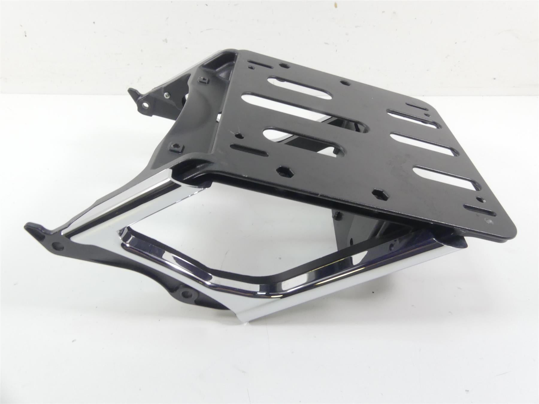 2016 Harley Touring FLHTP Electra Glide Rear Trunk Mount Carrier 53000125 {{ shop.shopifyCountryName }} - Mototech271