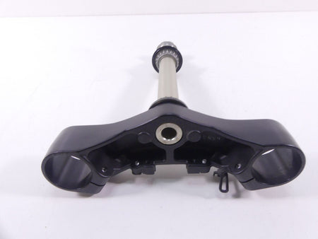 2019 Yamaha VMX17 V-Max 1700 Lower Triple Tree Steering Yoke 2CE-23340-00-00 {{ shop.shopifyCountryName }} - Mototech271