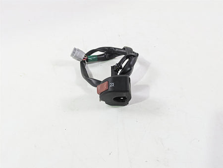 2020 Kawasaki ZX6R ZX636 Ninja Right Hand Control Switch Start Kill 46091-0421 {{ shop.shopifyCountryName }} - Mototech271