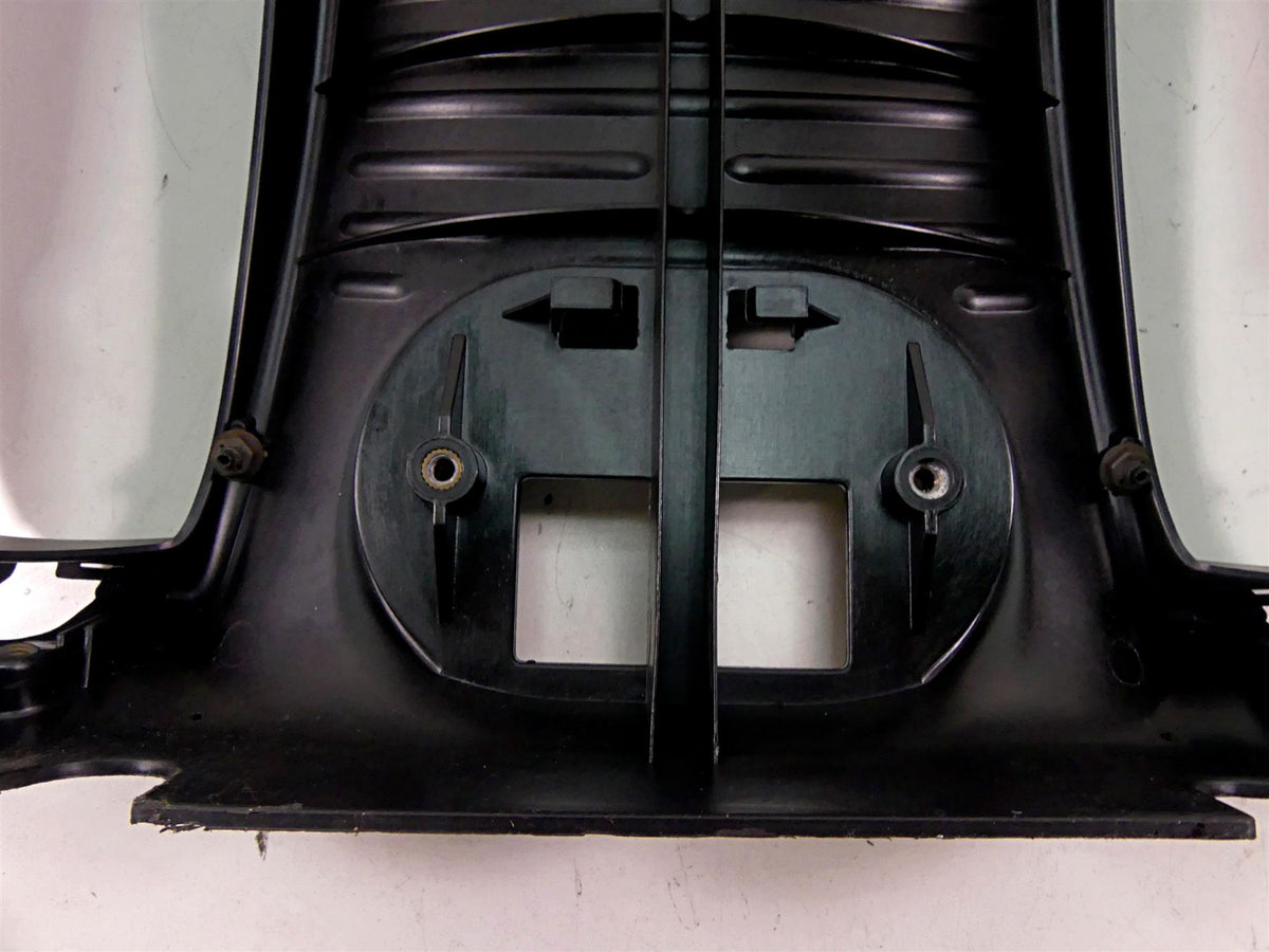2015 Harley VRSCF Muscle V-Rod Radiator Center Cover Fairing 26826-09 {{ shop.shopifyCountryName }} - Mototech271