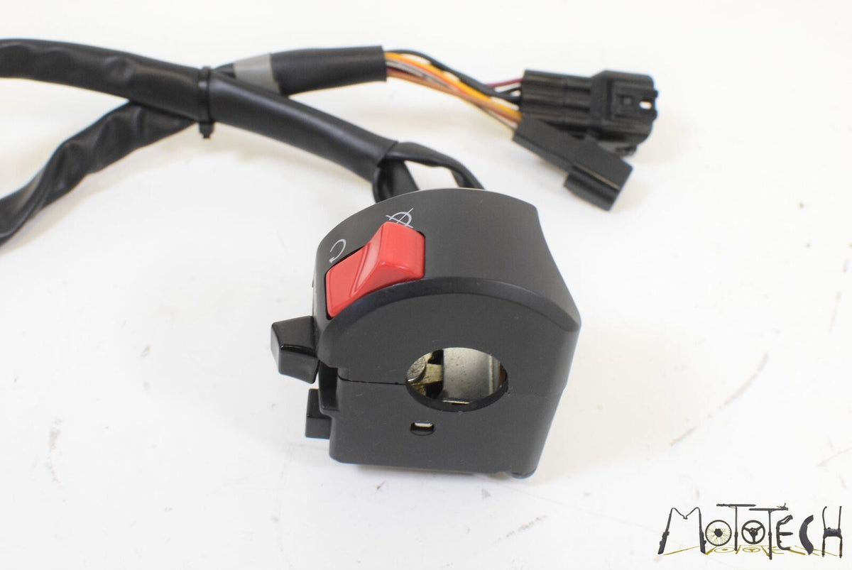 2015 Kawasaki ZX10R ZX10 R Ninja Right Hand Control Switch Kill Start 46091-0114 {{ shop.shopifyCountryName }} - Mototech271