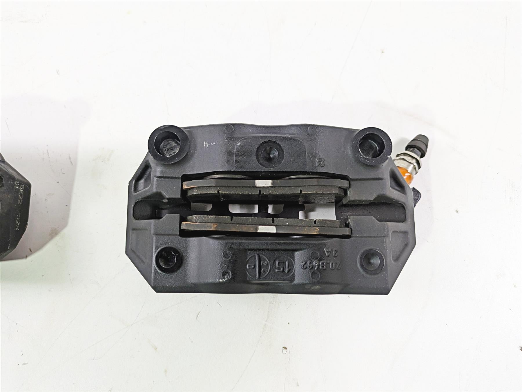 2015 BMW R1200 GS Adv K51 Brembo Front Brake Caliper Set 100mm 34118556205 {{ shop.shopifyCountryName }} - Mototech271