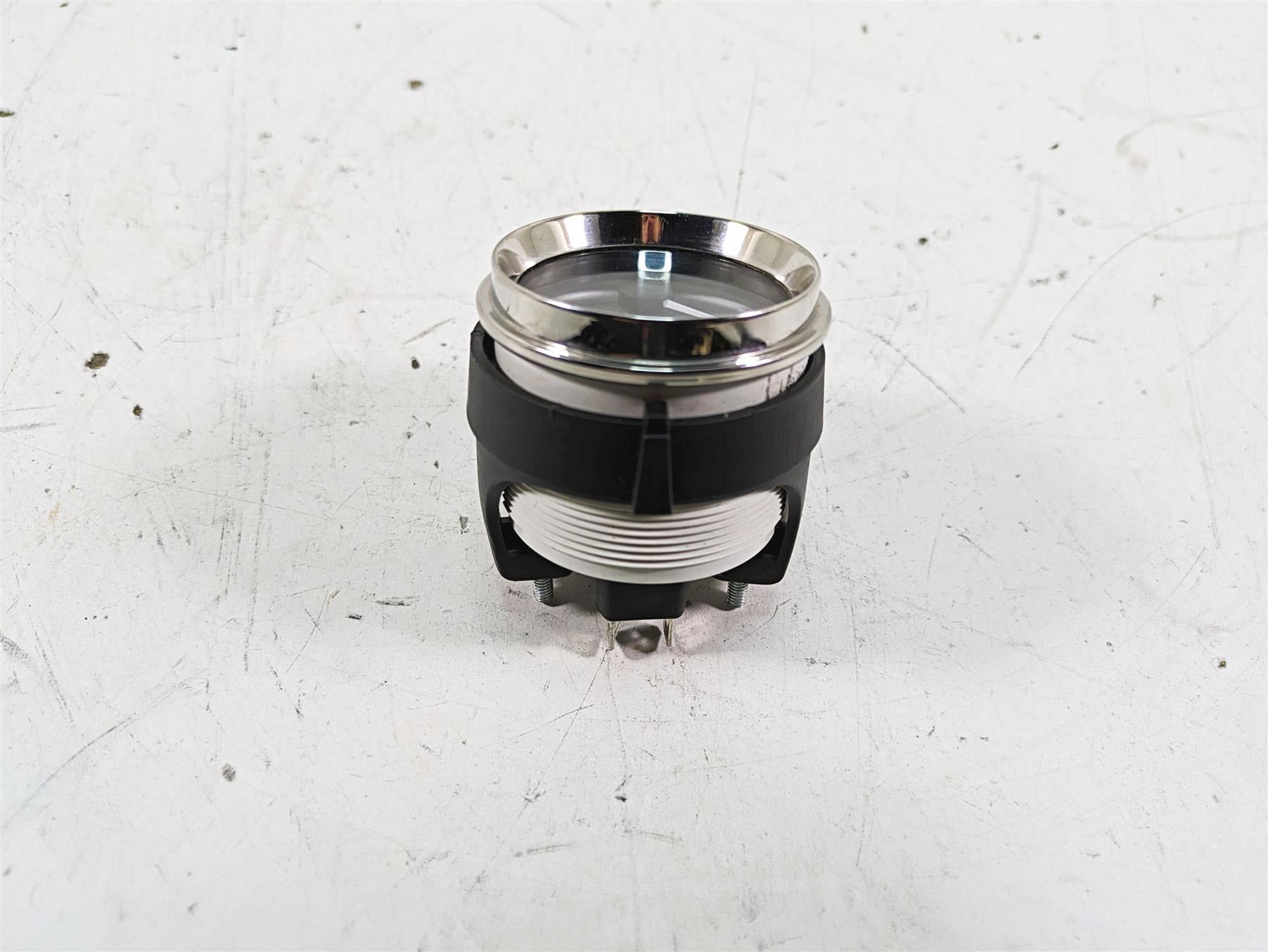 2013 Harley Touring FLHX Street Glide Oil Pressure Gauge 75165-01A {{ shop.shopifyCountryName }} - Mototech271