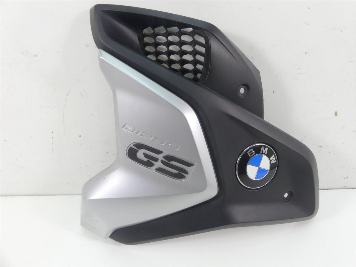2019 BMW R1250GS K50 Left Side Intake Fairing & Emblem 46638556655 46638392881 {{ shop.shopifyCountryName }} - Mototech271