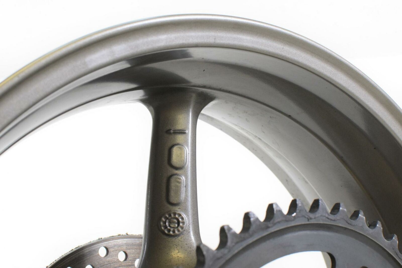 2009 Triumph Daytona 675 Rear Wheel Rim Straight 17x5.5 T2010843 {{ shop.shopifyCountryName }} - Mototech271