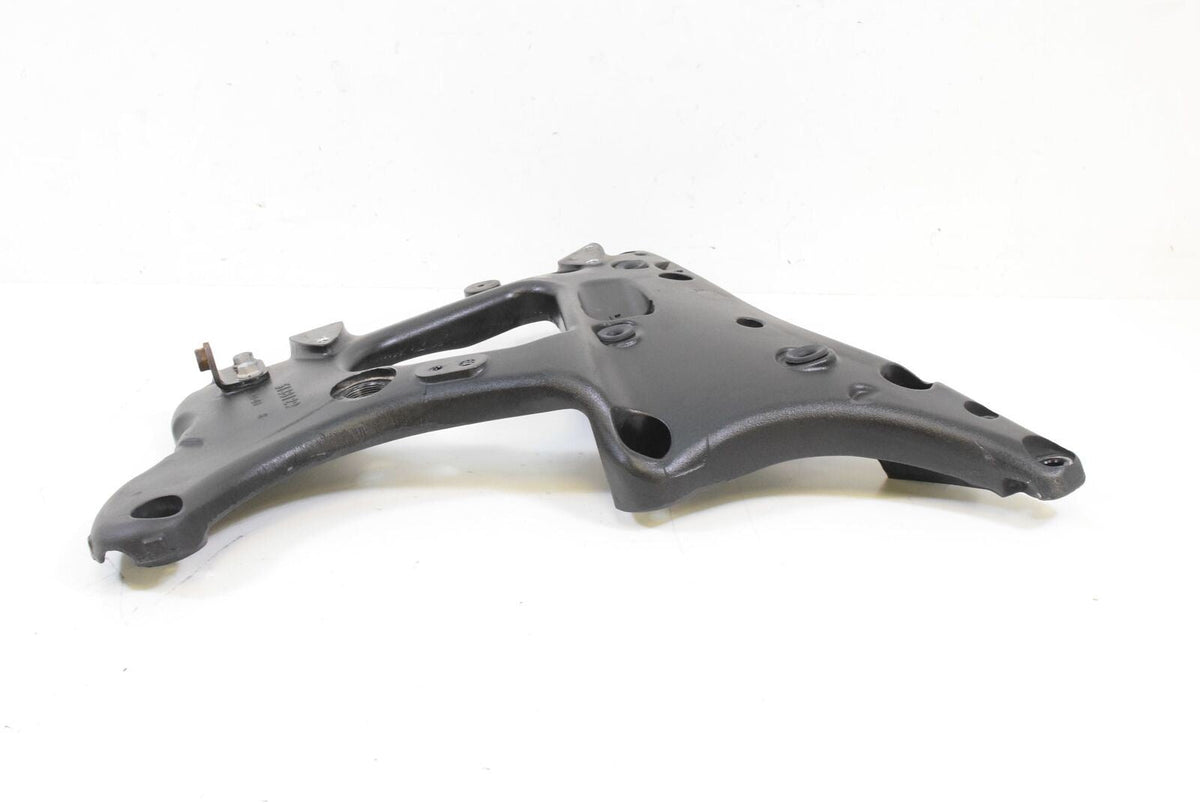 2017 Indian 111ci Springfield Right Frame Mount Bracket Plate 5138129-329 {{ shop.shopifyCountryName }} - Mototech271