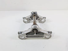Load image into Gallery viewer, 2006 Harley Sportster XL883 Low Upper Lower Triple Tree 39mm 46126-04 45966-04
