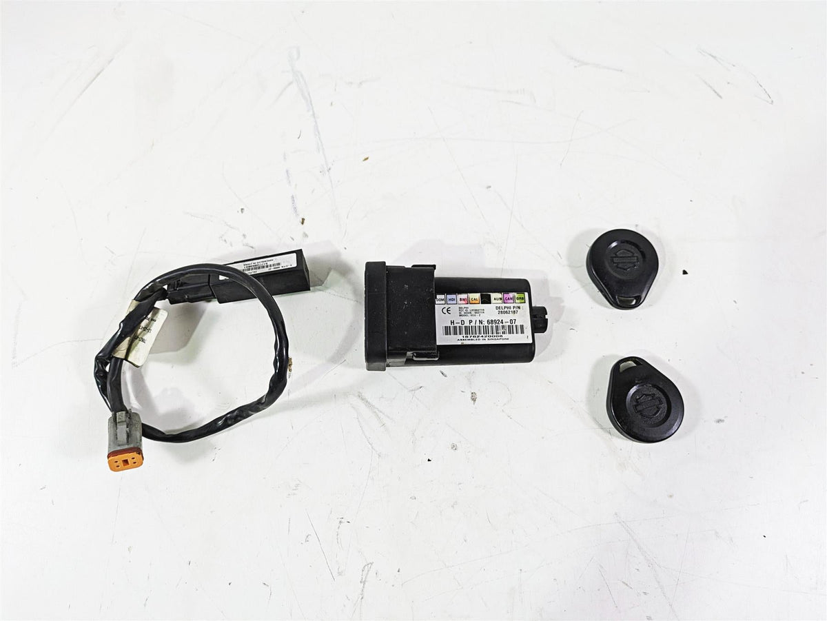 2008 Harley Touring FLHTCU E-Glide 105TH Tssm Security Module & Fob Key 68924-07 {{ shop.shopifyCountryName }} - Mototech271