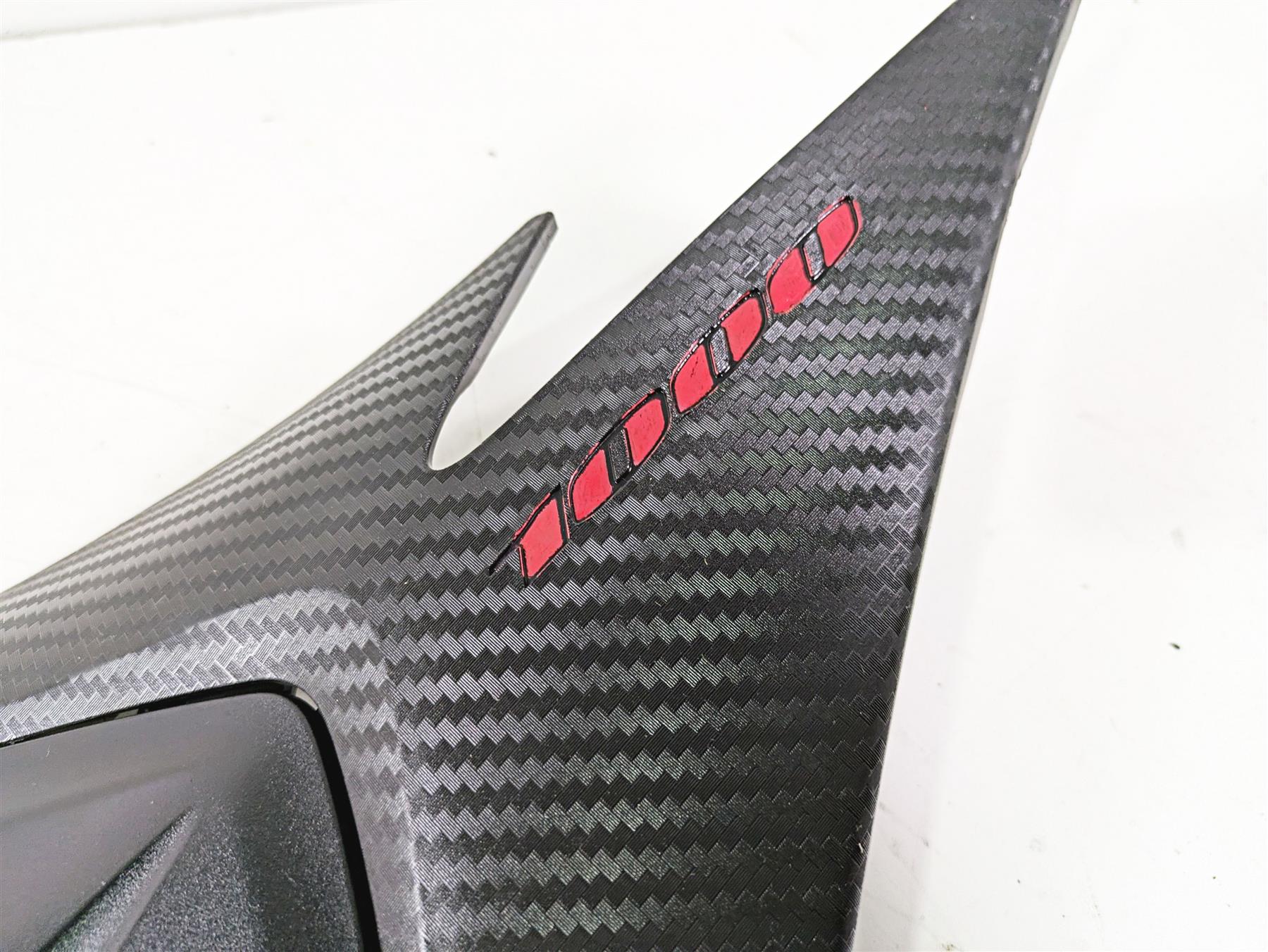 2016 Suzuki GSXR1000 Under Seat Leg Fairing Cover Cowl Set 47421-47H00 {{ shop.shopifyCountryName }} - Mototech271