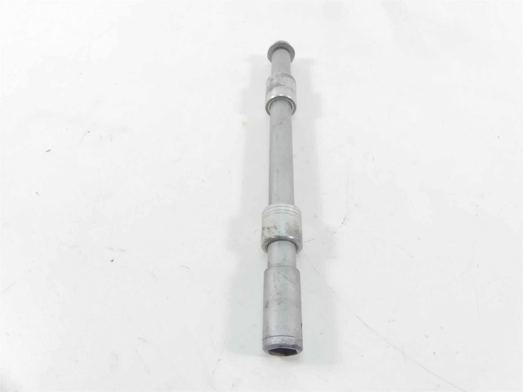 2009 Honda VTX1300 Touring Front 20mm Wheel Spindle Axle 44301-MEA-670 {{ shop.shopifyCountryName }} - Mototech271
