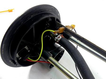 2005 Harley VRSCSE CVO V-Rod Fuel Gas Petrol Pump - For Parts 75123-01B {{ shop.shopifyCountryName }} - Mototech271