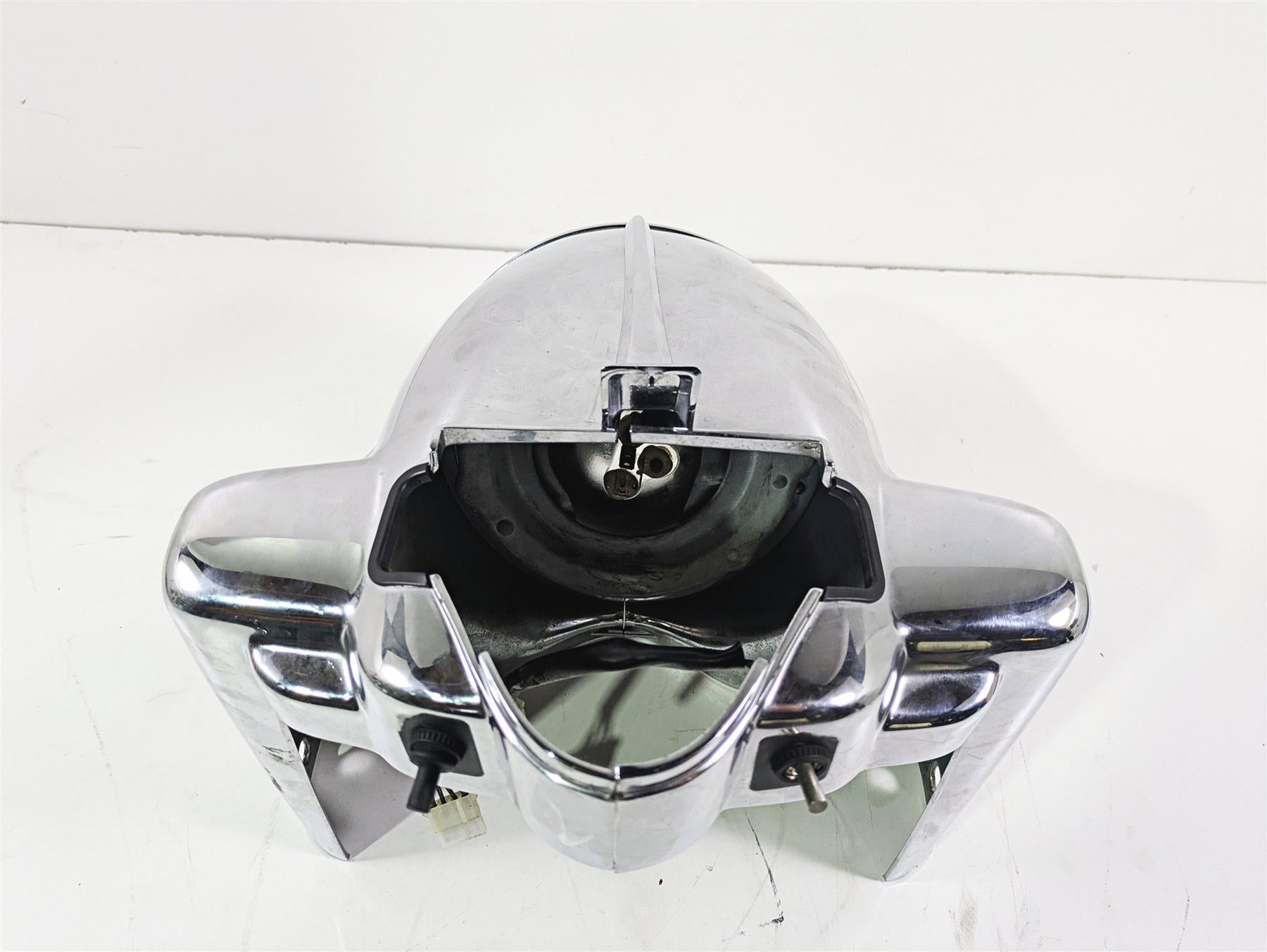 2005 Harley Touring FLHRI Road King Headlight Nacelle Lamp Covers 67674-03B {{ shop.shopifyCountryName }} - Mototech271