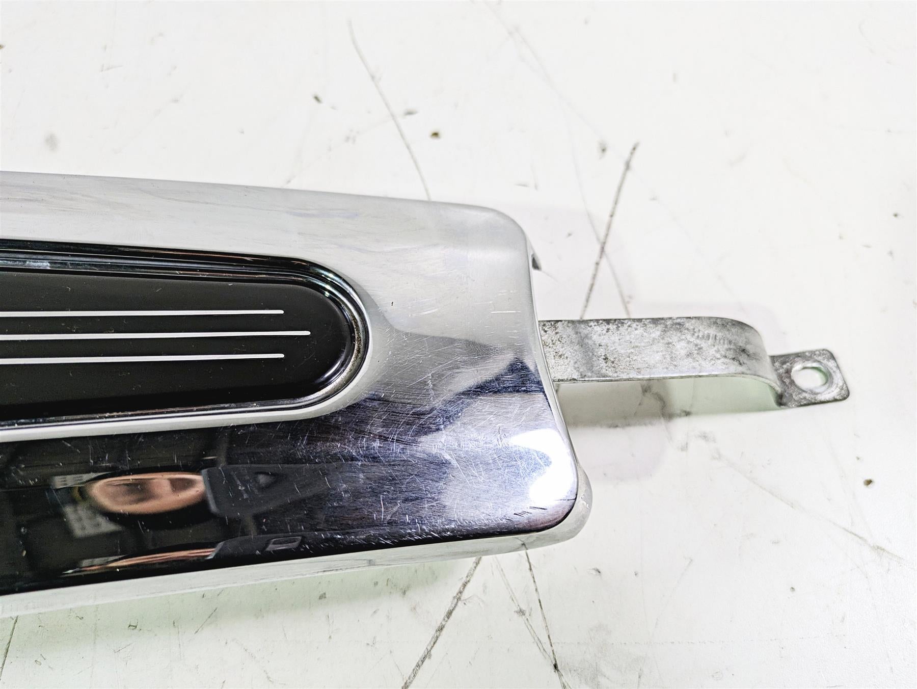 2016 Harley Touring FLTRX Road Glide Fuel Gas Petrol Tank Console 69214-08 {{ shop.shopifyCountryName }} - Mototech271