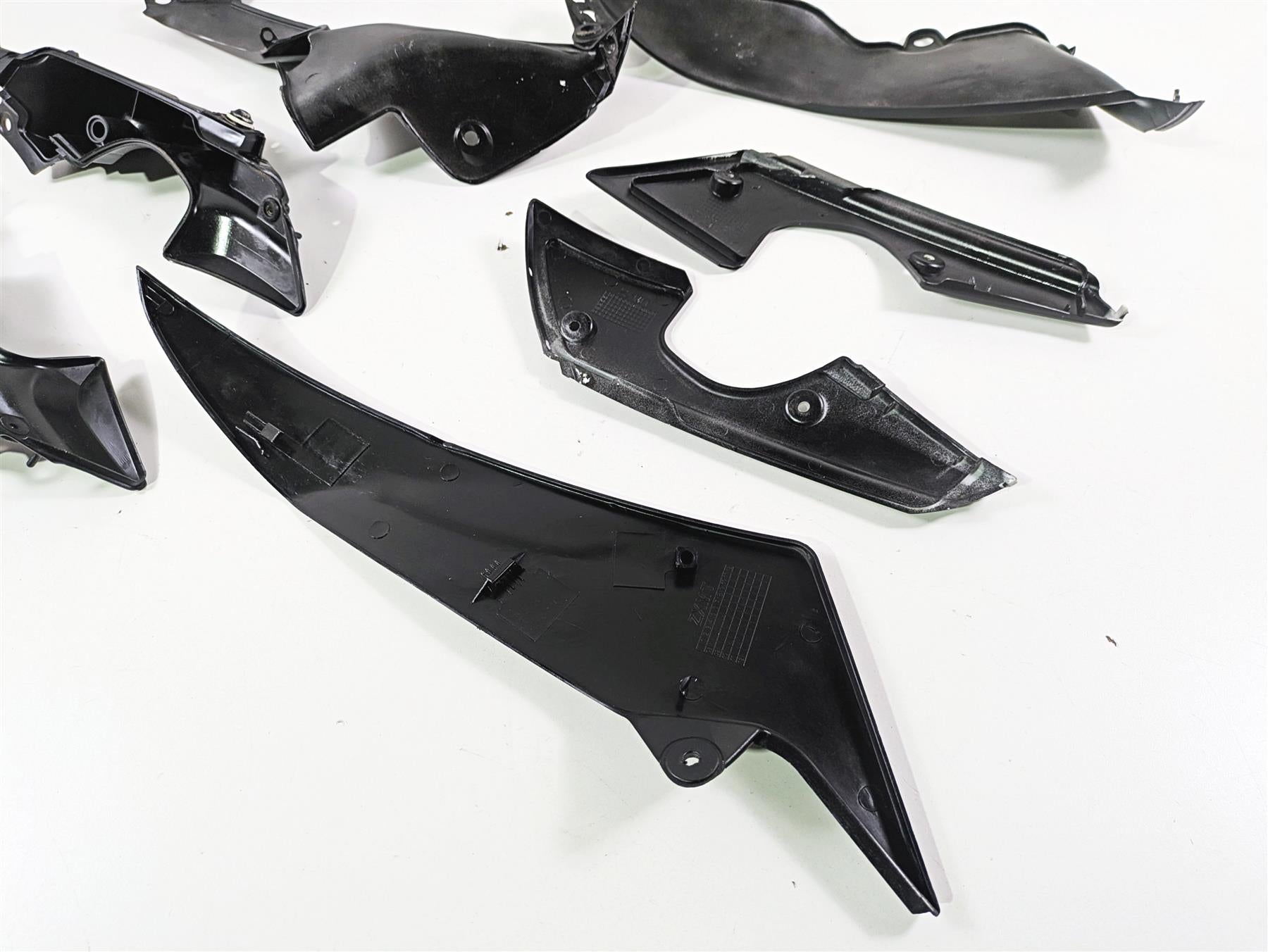 2014 Yamaha YZFR1 R1 RN22 Black Plastic Fairing Infill Cover Set {{ shop.shopifyCountryName }} - Mototech271