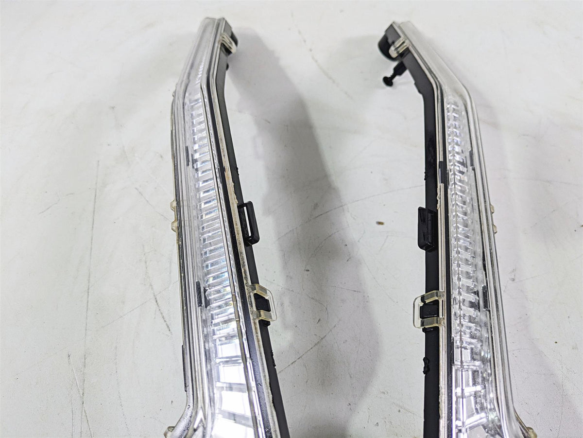 2018 Can Am Maverick X3 XRC Turbo R Front Signature Running Light Set 710004994 {{ shop.shopifyCountryName }} - Mototech271