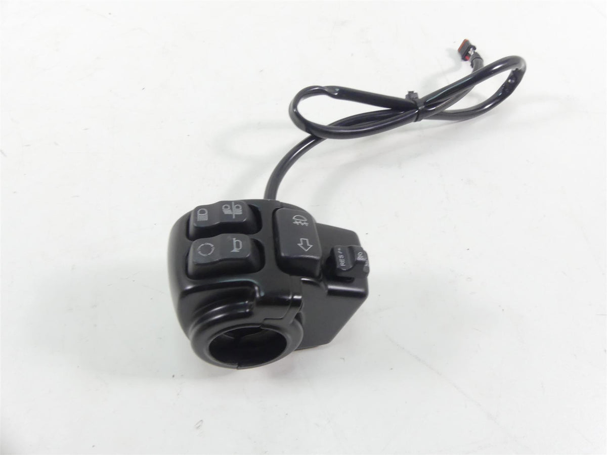 2019 Harley FLHC Softail Heritage Left Hand Cruise Control Switch 71500470 {{ shop.shopifyCountryName }} - Mototech271