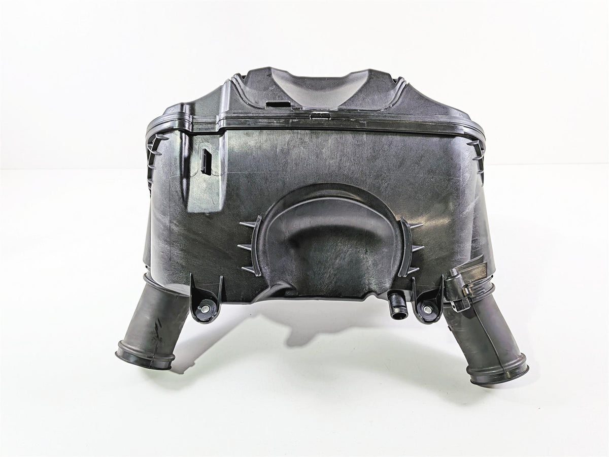 2023 BMW R1250RT RTP K52 Air Cleaner Breather Filter & Tubes 13718567190 {{ shop.shopifyCountryName }} - Mototech271