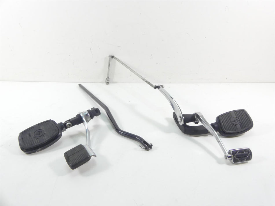 2013 Harley FXDWG Dyna Wide Glide Front Rider Forward Foot Controls 33693-03 {{ shop.shopifyCountryName }} - Mototech271