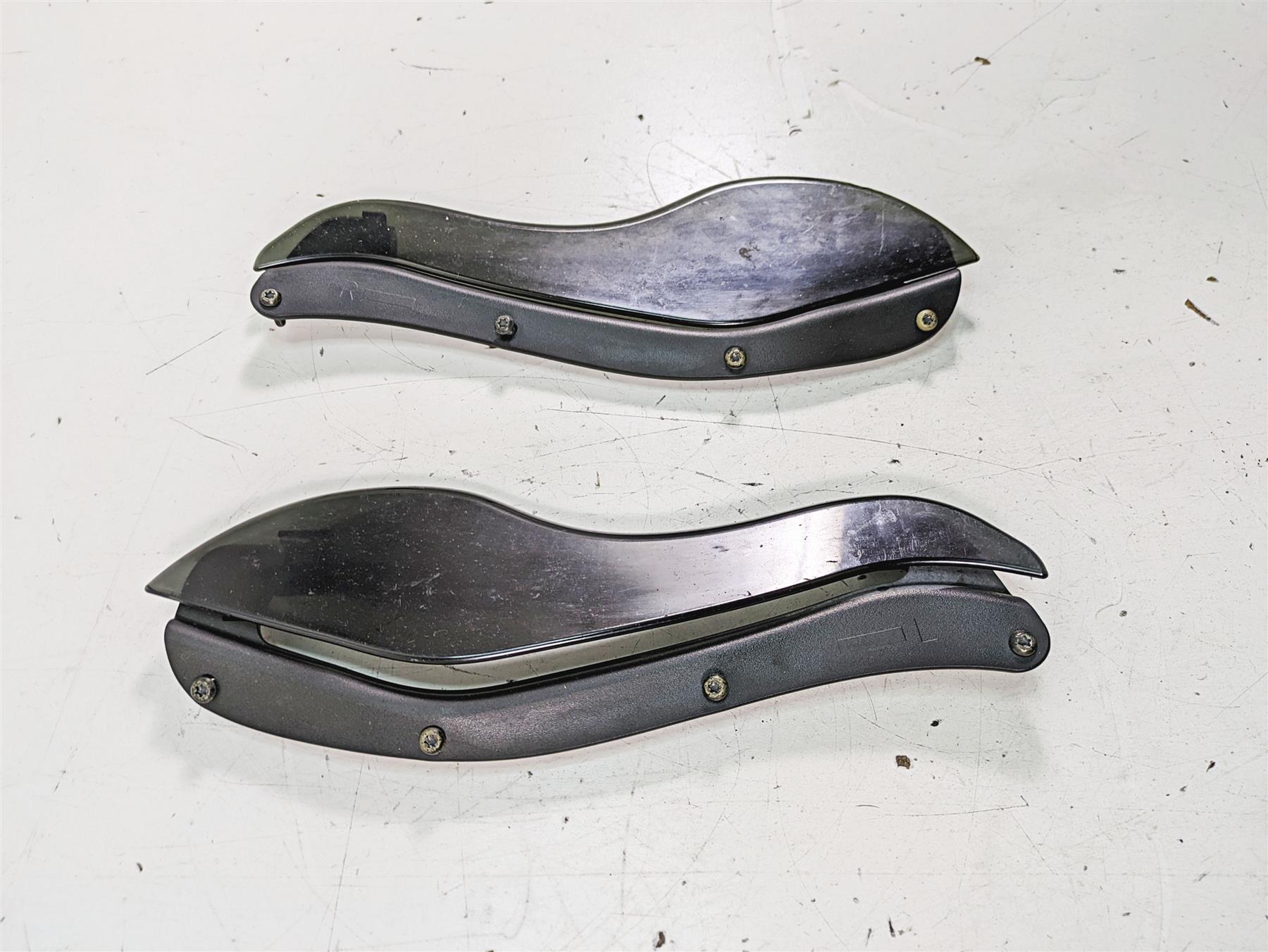 2008 Harley FLHTCU Electra Glide Front Fairing Side Wind Deflector Read 58128-08 {{ shop.shopifyCountryName }} - Mototech271