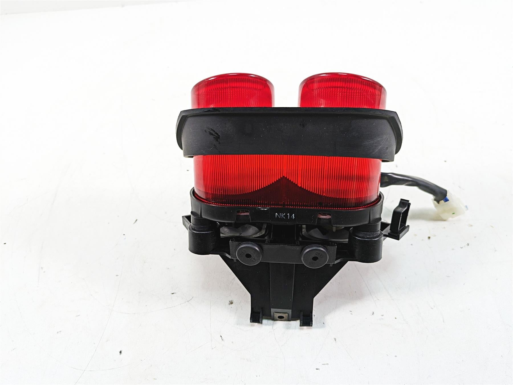 2002 Yamaha FZ1 FZS1000 Fazer Taillight Tail Stop Brake Light 5JJ-84710-12-00 {{ shop.shopifyCountryName }} - Mototech271