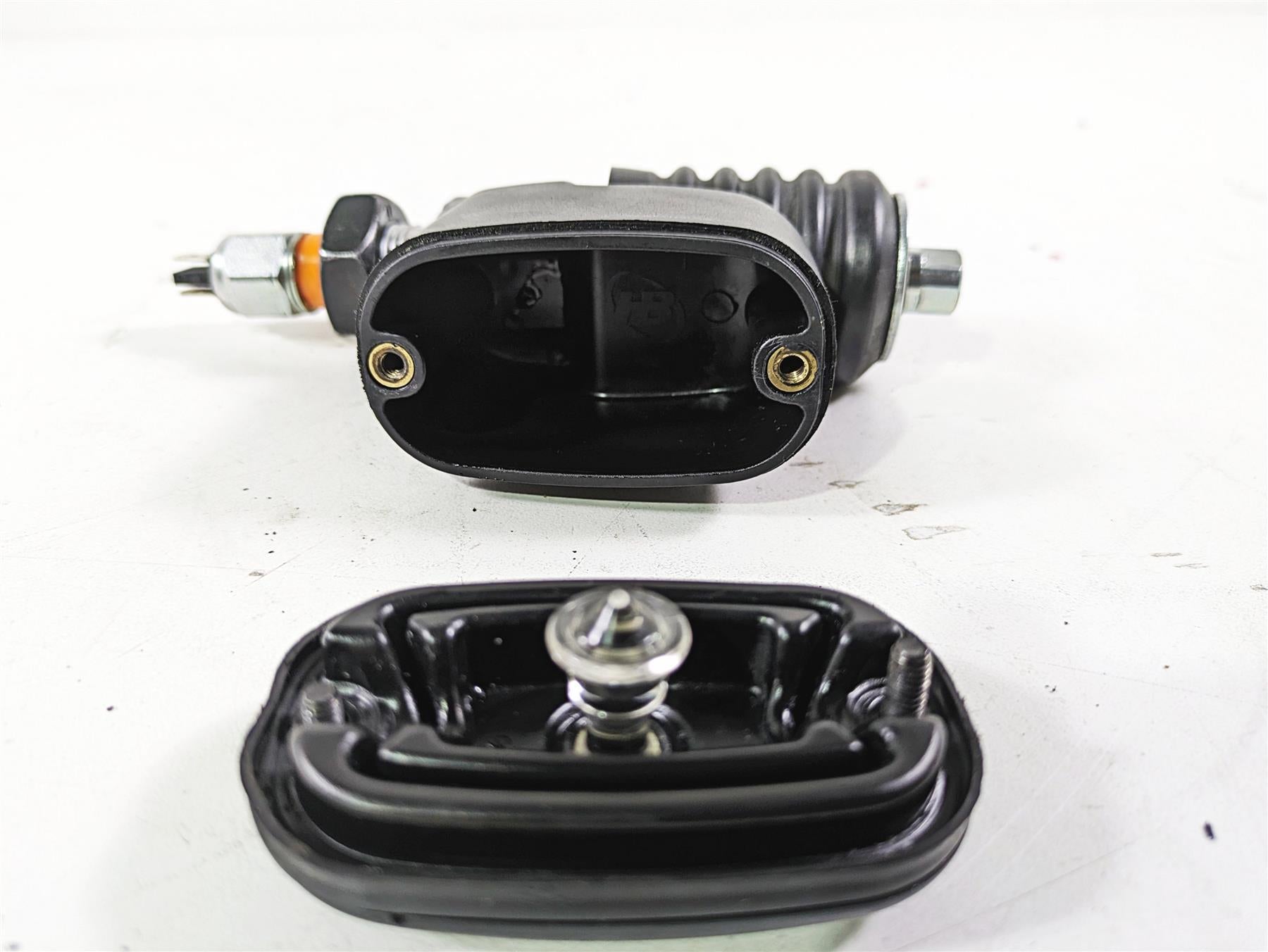 2017 Harley Dyna FXDB Street Bob Rear Brake Master Cylinder 41700065A {{ shop.shopifyCountryName }} - Mototech271